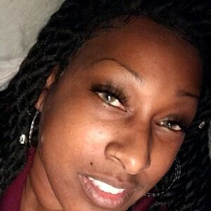 Meet your Posher, Camille